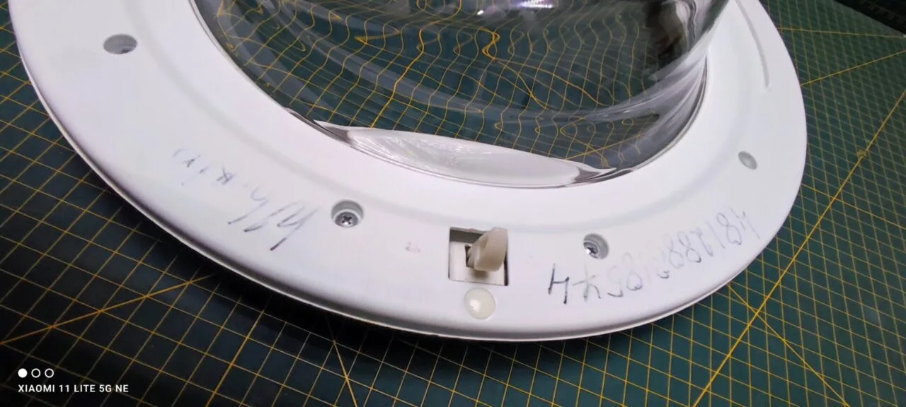 Люк Whirlpool 481288818574