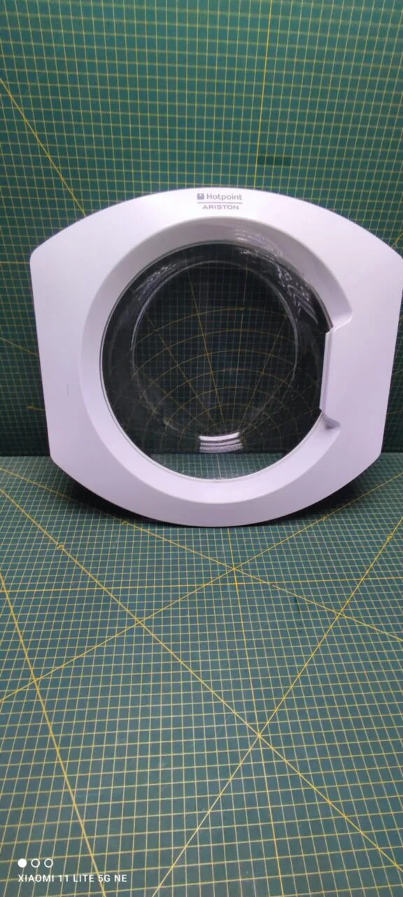 Люк Ariston C00517663 среднее