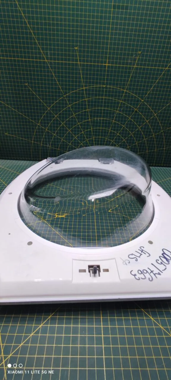 Люк Ariston C00517663 среднее