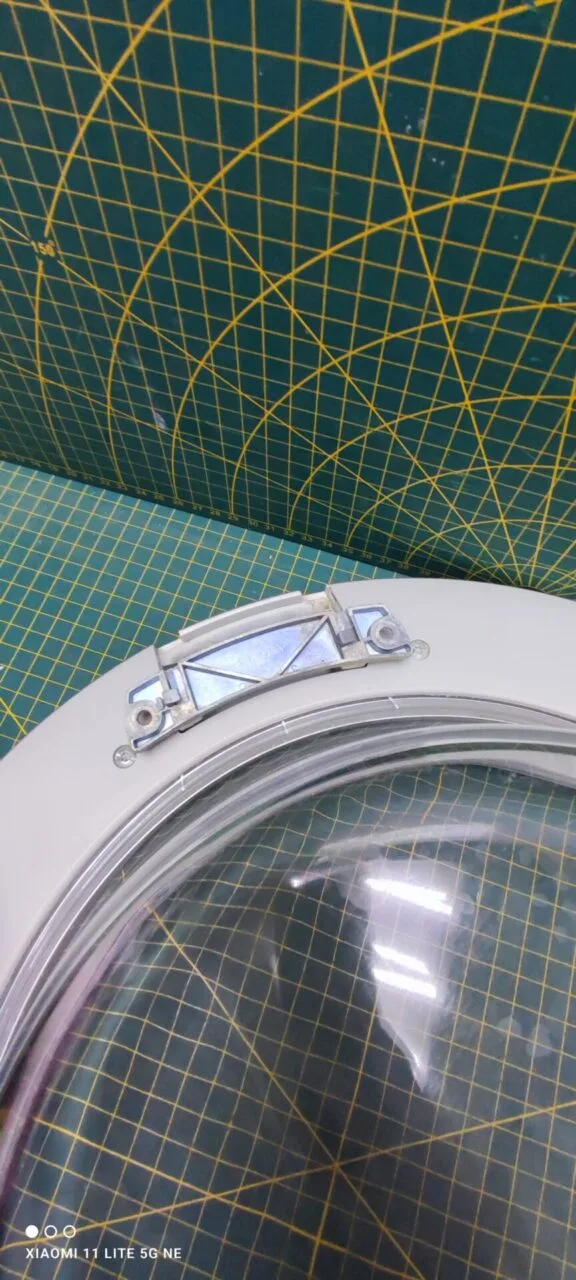 Люк Gorenje 587339 серый с дефектом