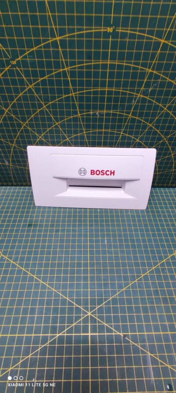 Панель порошкоприемника  Bosch 9000965940