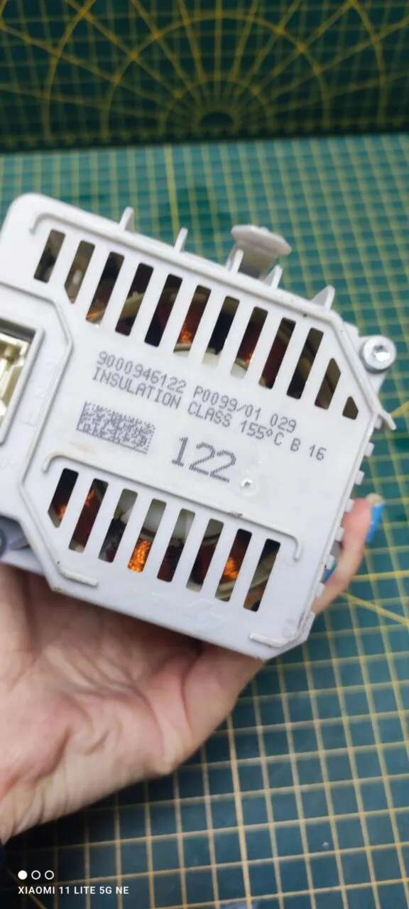 Рециркуляционный насос Bosch 9000946122 малый
