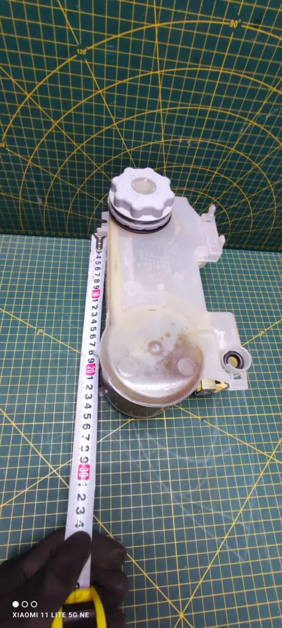 Бункер соли Ariston W114645