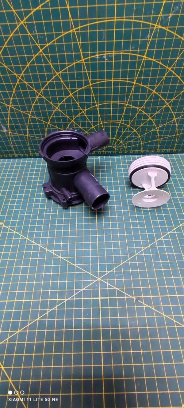 Улитка Bosch B96438 (3защел.3винта)