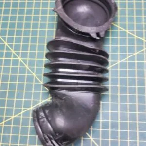 Патрубок Bosch 8001011784