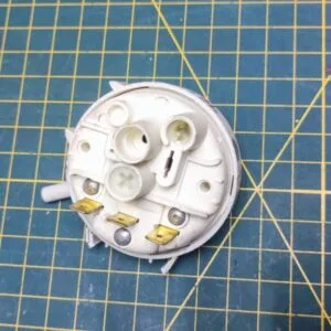 Прессостат Indesit 761468 Прессостат Indesit 761468