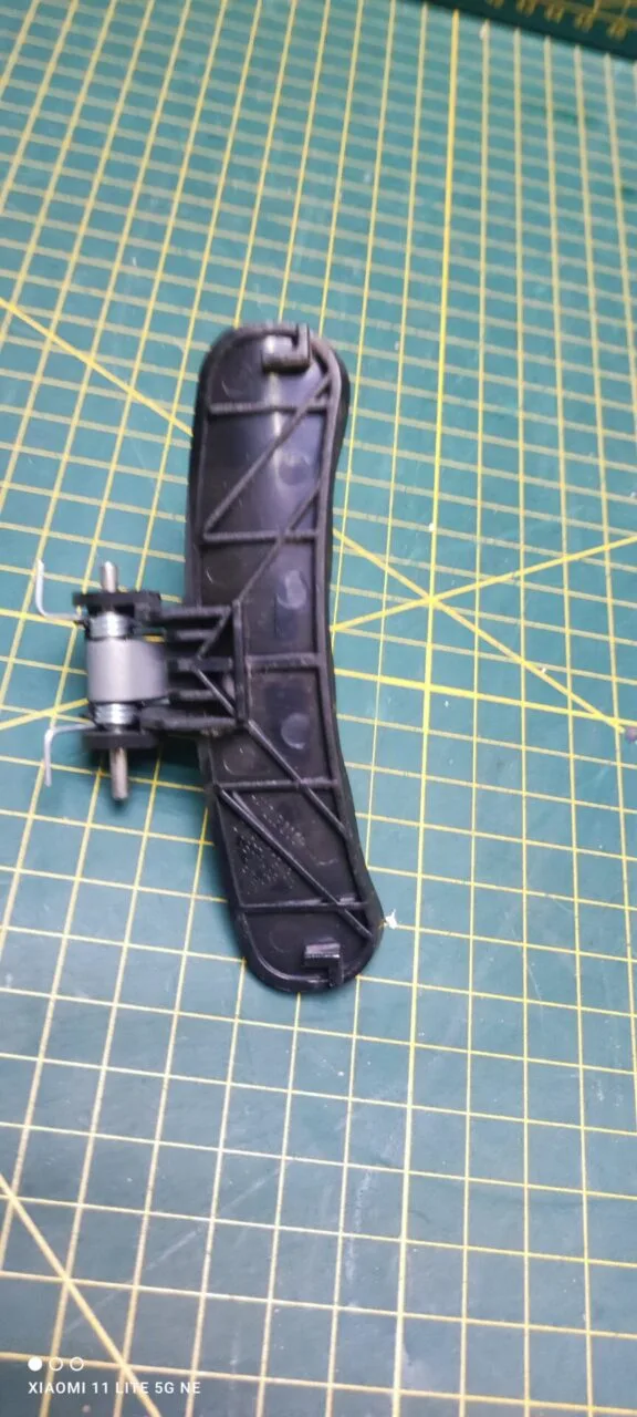 Ручка люка с крючком Samsung DC64-01948a черн.