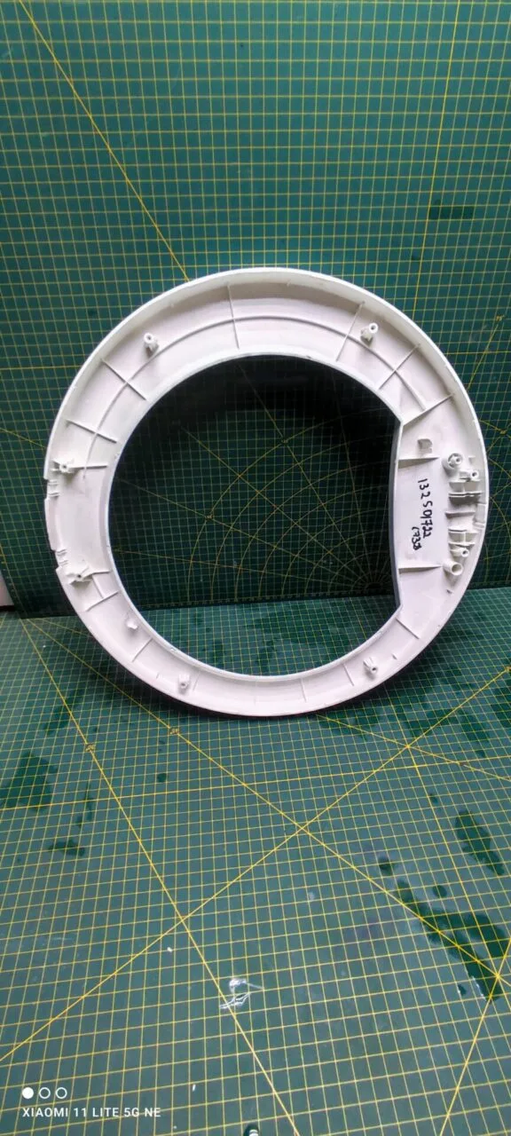 Внешнее обрамление Electrolux 132501722 132501732 бел.