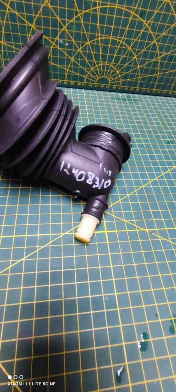 Патрубок сливной ELECTROLUX ZANUSSI 12408310