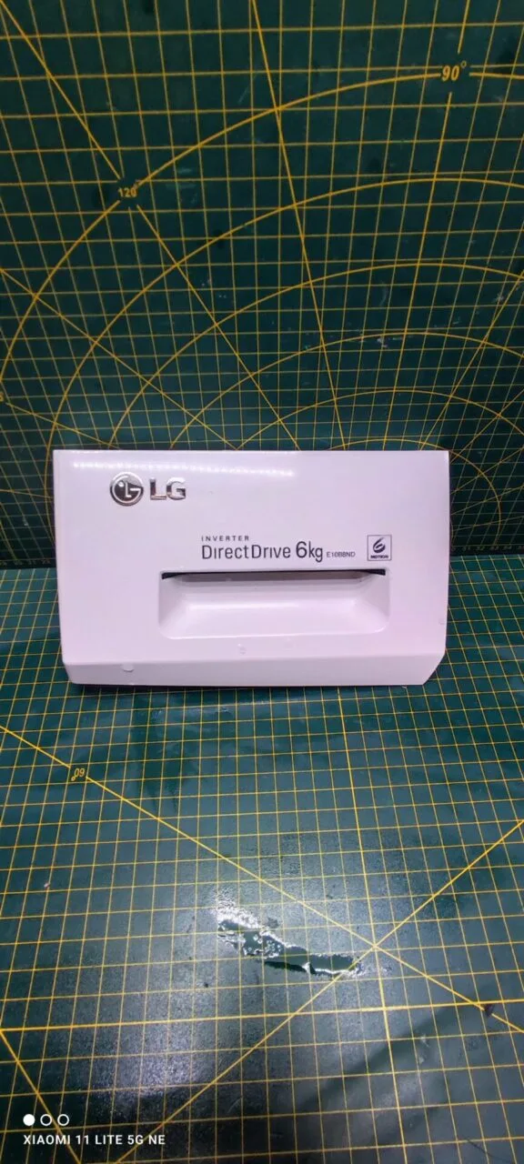 Панель порошкоприемника LG E10B8ND