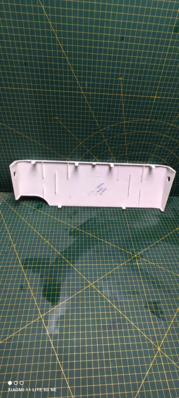 Цокольная панель Brandt 83772