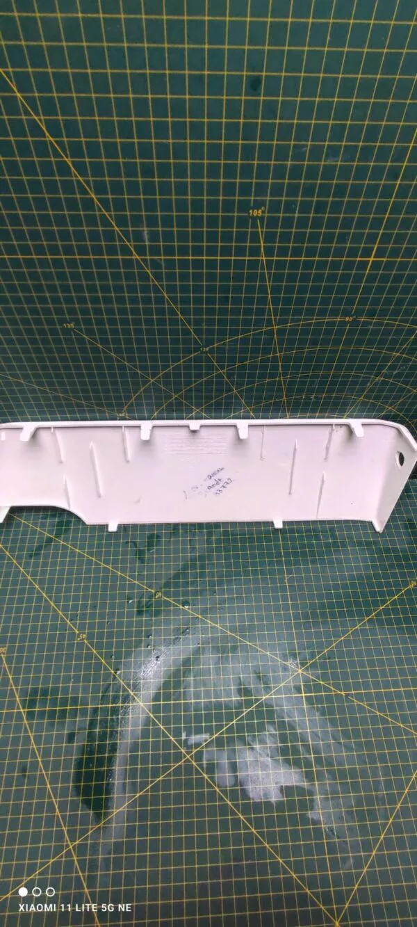 Цокольная панель Brandt 83772