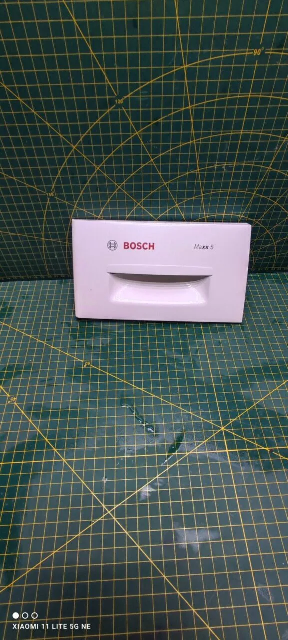 Панель порошкоприемника Bosch 9000057083-5m