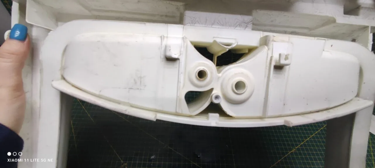 Рама люка Electrolux 807079001 c вертикальной загрузкой