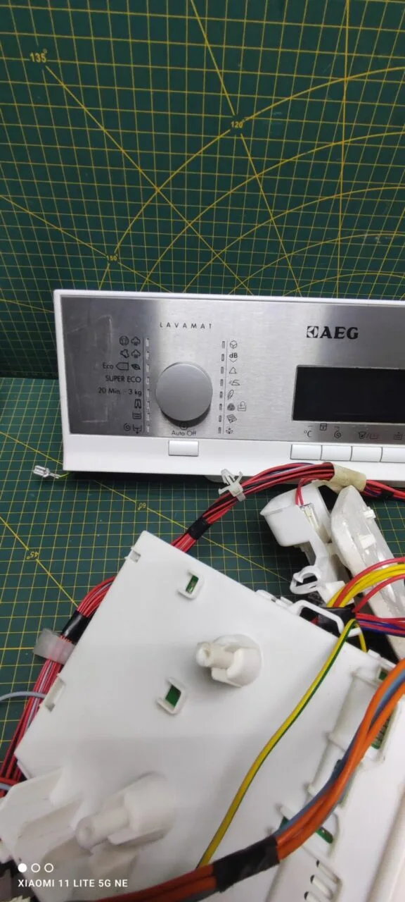 Модуль AEG L86560TL с модулем инвертора для вертикал.загрузки