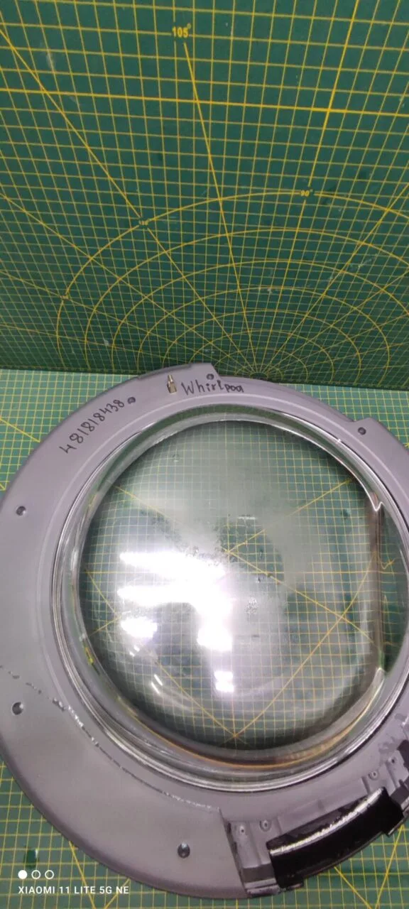 Люк Whirlpool 481818438