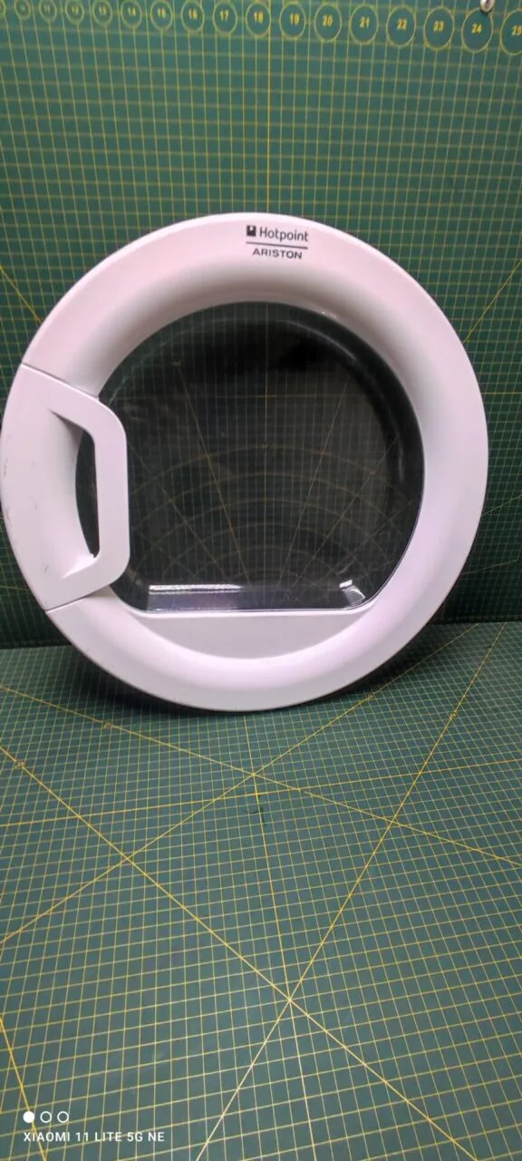Люк Ariston AR71011 для сушильной машины