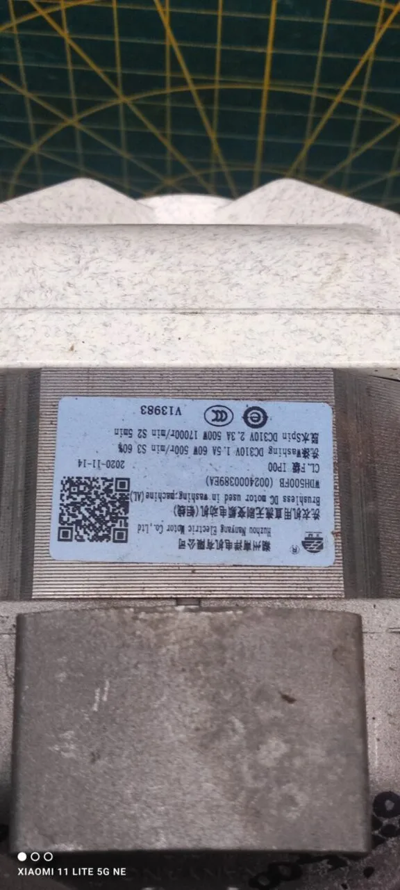 Двигатель Haier 0024000389ea инверт. с дефектом