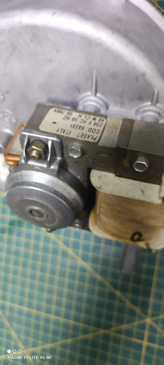 Мотор сушки Ariston K 68231 для см