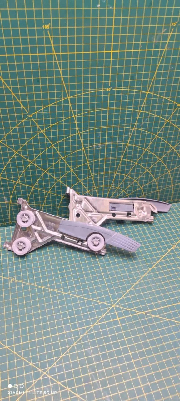 Держатель роликов Bosch 638200 (пара) для пмм