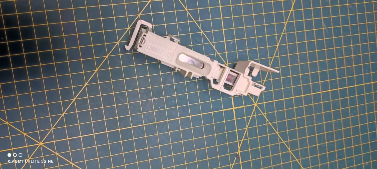 Микропереключатель двери Electrolux AEG 136611111