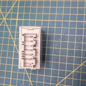 Реле Siemens 3066045AA7 с дефектом Реле Siemens 3066045AA7 с дефектом