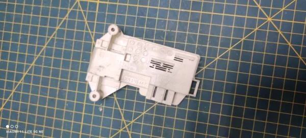 УБЛ (устройство блокировки люка) Siemens 3063115AA1