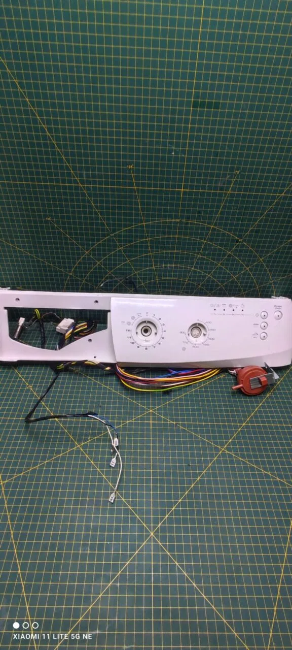 Модуль Whirlpool AWG222 с дефектом