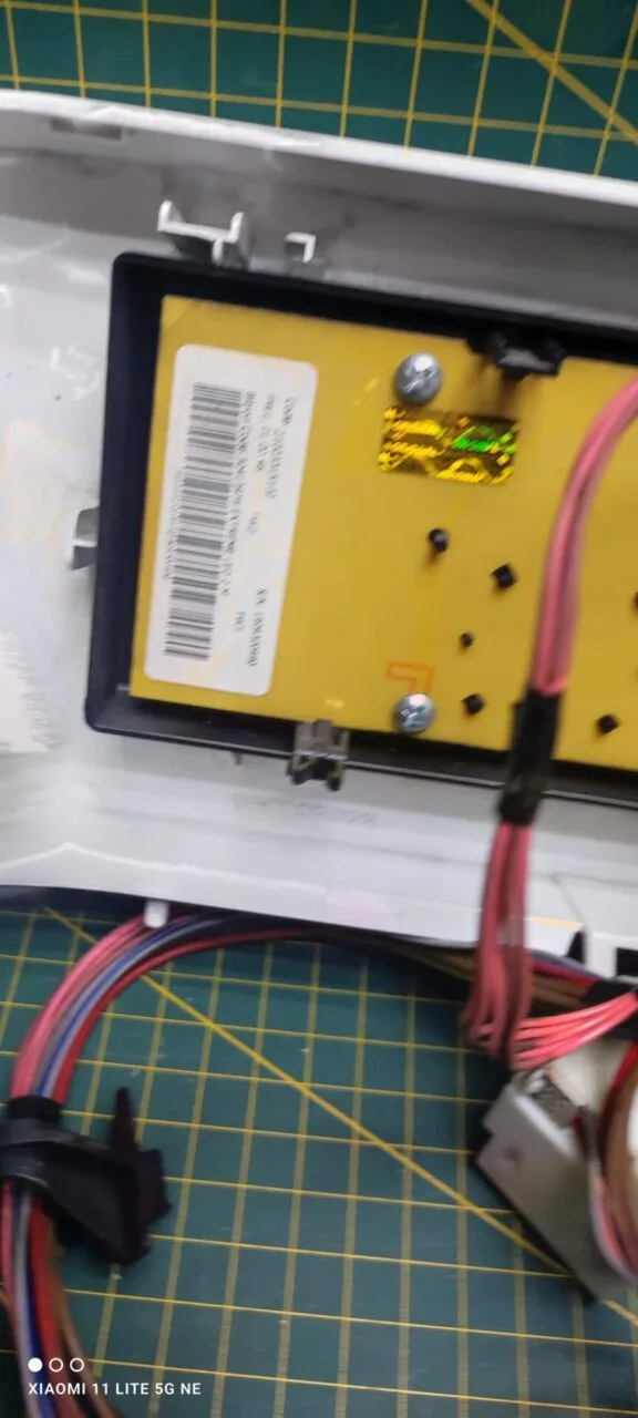 Модуль Indesit PWSB 50851 с дефектом пластика