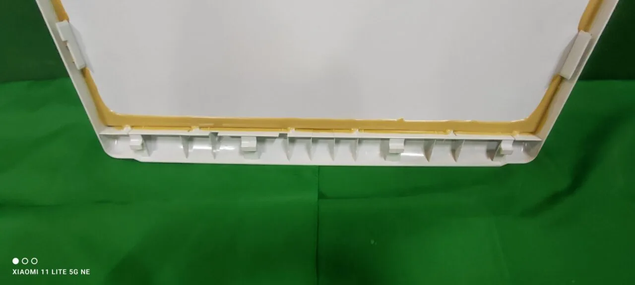 Верхняя крышка Ariston 148031718 для см