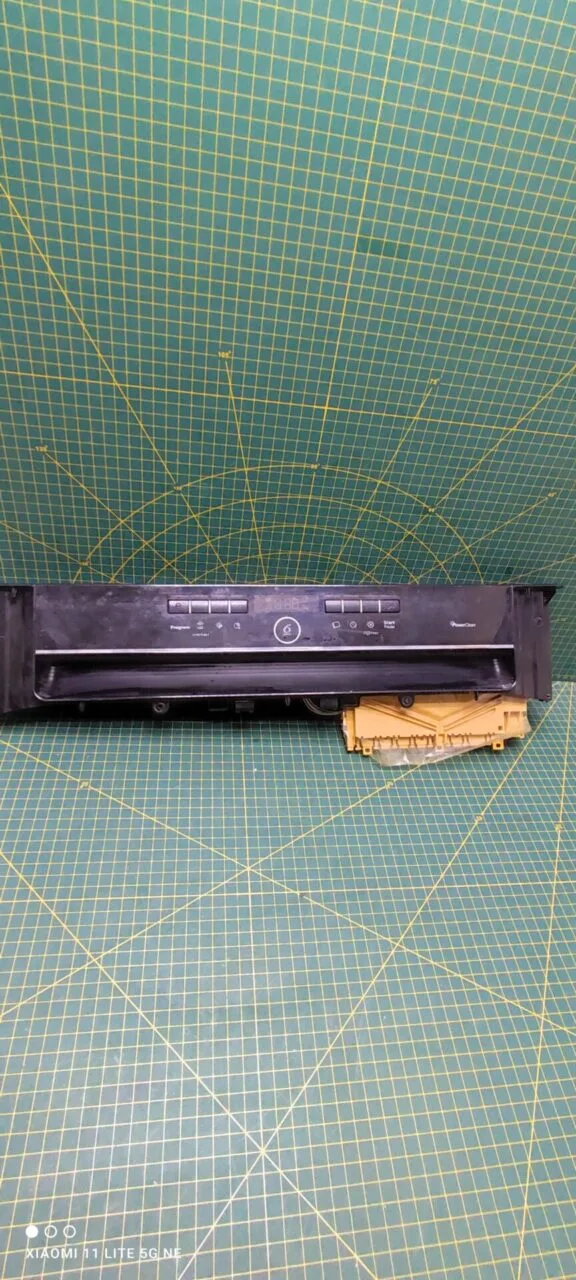 Панель с модулем Whirlpool APD 860IX для пмм