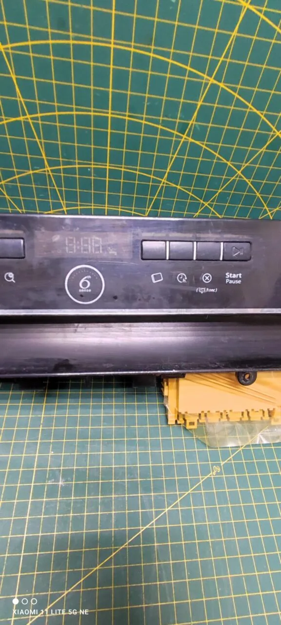 Панель с модулем Whirlpool APD 860IX для пмм