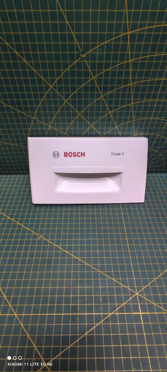 Панель порошкоприемника Bosch 9000057083-5w