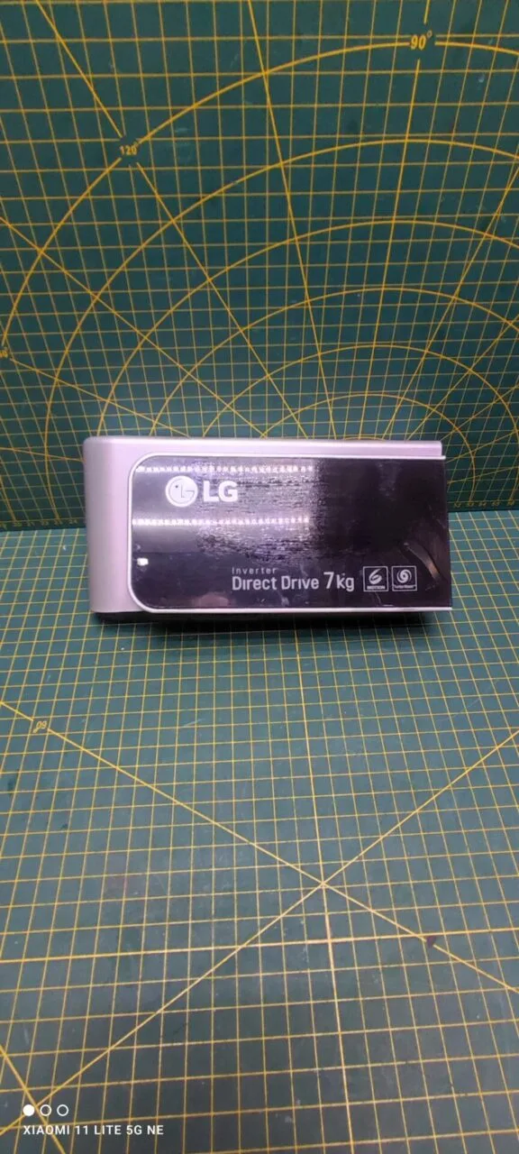 Панель порошкоприемника LG MGC 633221 сер.