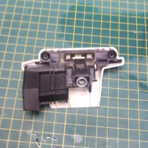 Убл (устройство блокировки люка) Whirlpool W10550518 для пмм