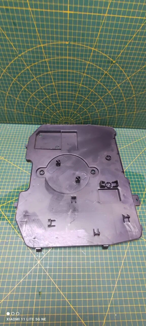 Поддон Whirlpool 673000101209