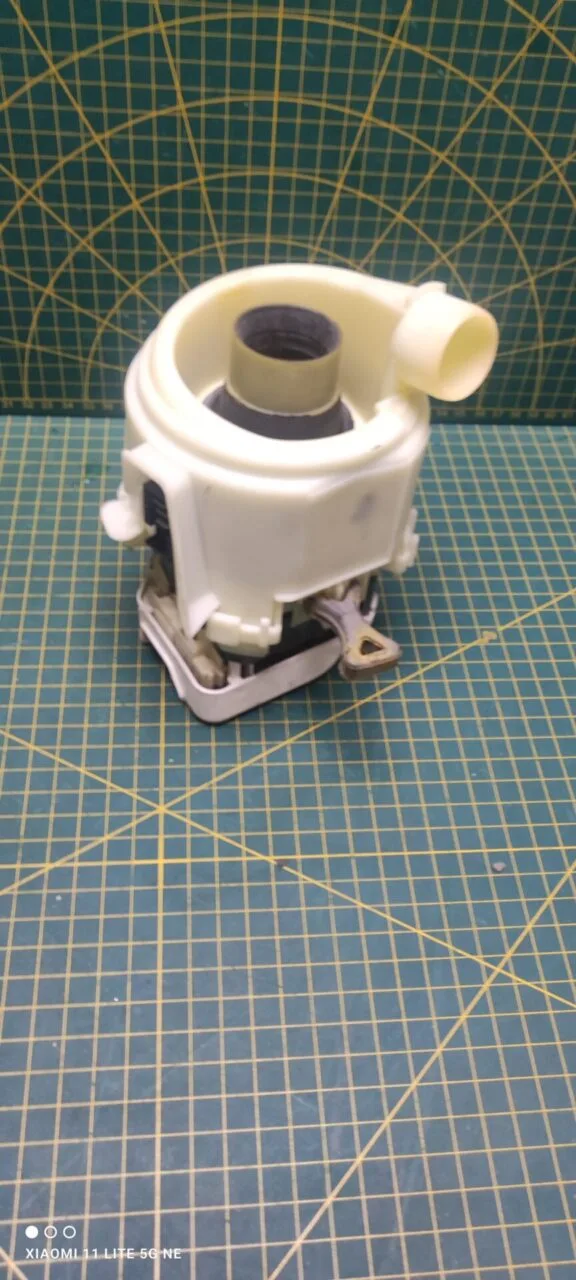 Рециркуляционный насос Bosch Siemens 9000561777