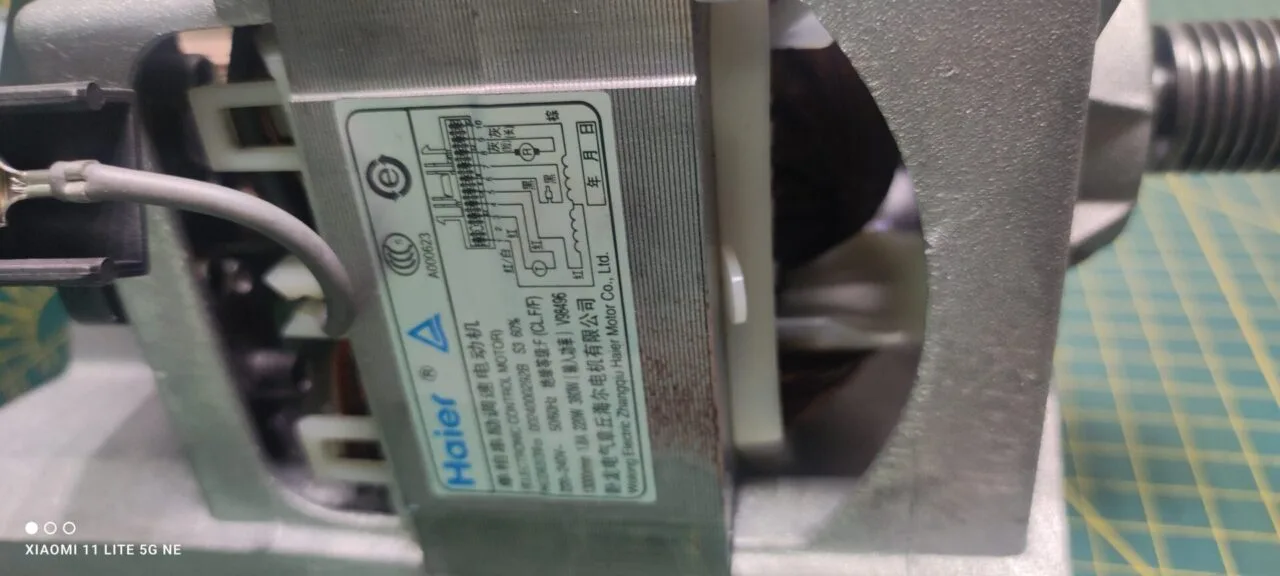 Двигатель Haier HAier 0024000292B 9контактов