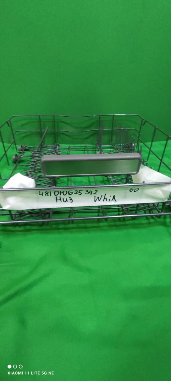 Нижняя корзина Whirlpool 481010625942 60см с дефектом