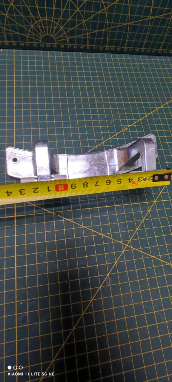 Петля люка LG MEF382578