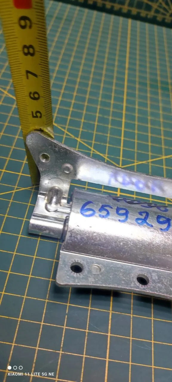 Петля люка Bosch Neff 659291