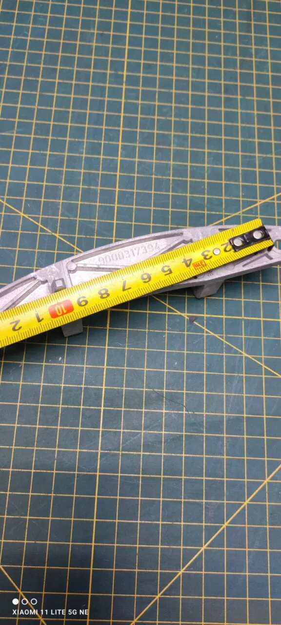 Петля люка Bosch 9000317394,9000545794 9000331928 +2 втулки