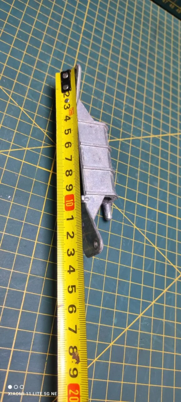 Петля люка Bosch 153150