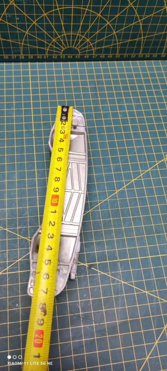 Петля люка Beko 284135 R1 284872 +2 втулки