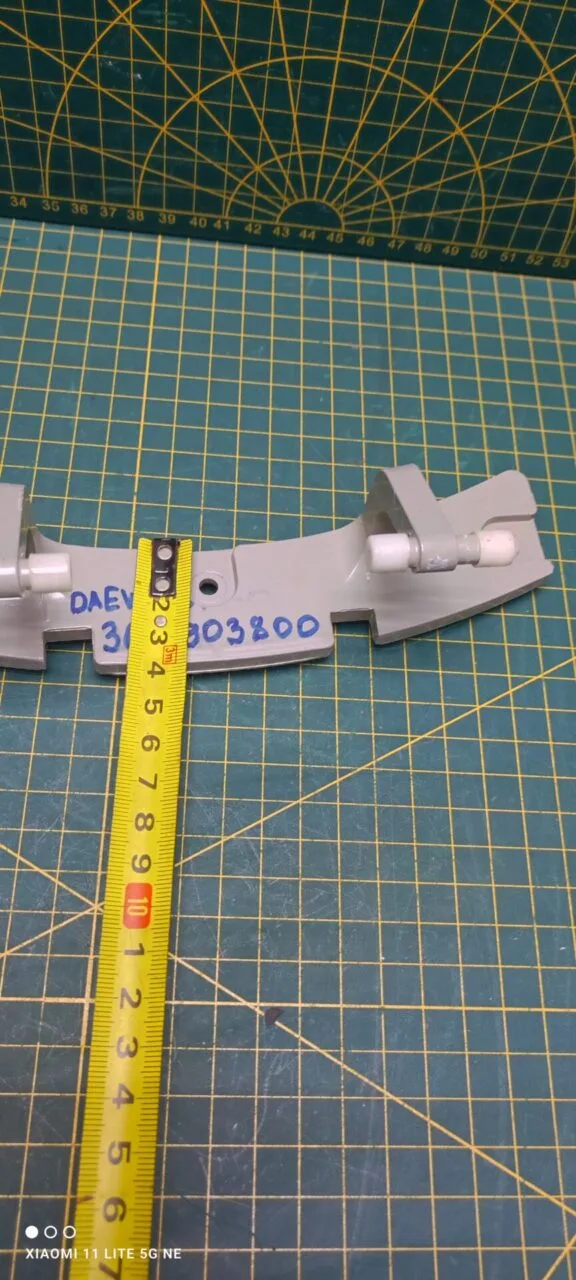 Петля люка Daewoo 3612903800 +4 втулки