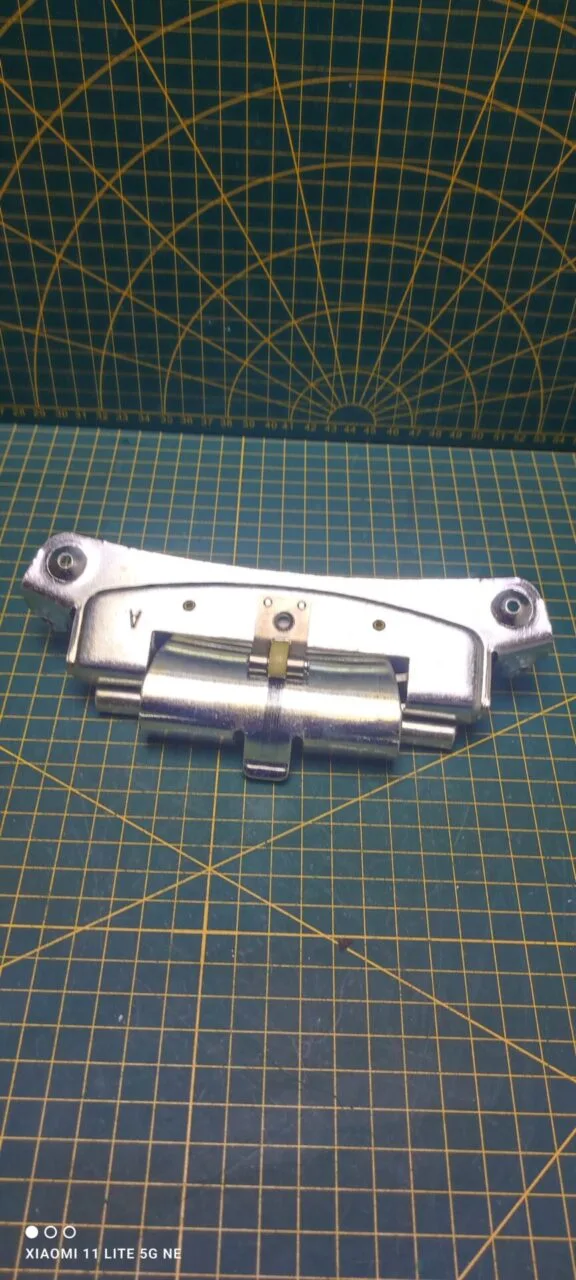 Петля люка Electrolux, Zanussi 1320044058