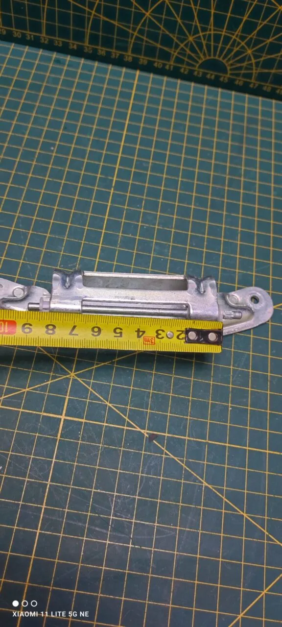 Петля люка Electrolux, AEG, Zanussi 1325023008 к стиральной машине