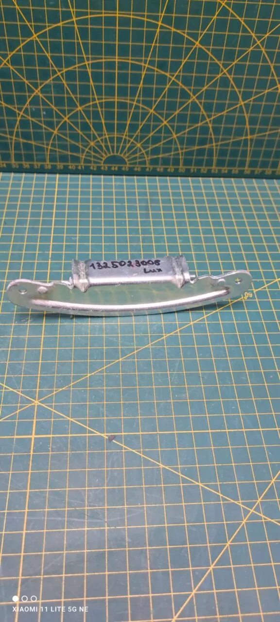 Петля люка Electrolux, AEG, Zanussi 1325023008 к стиральной машине