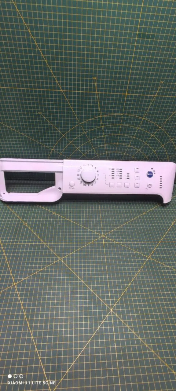 Панель Indesit PWC7105W с дефектом