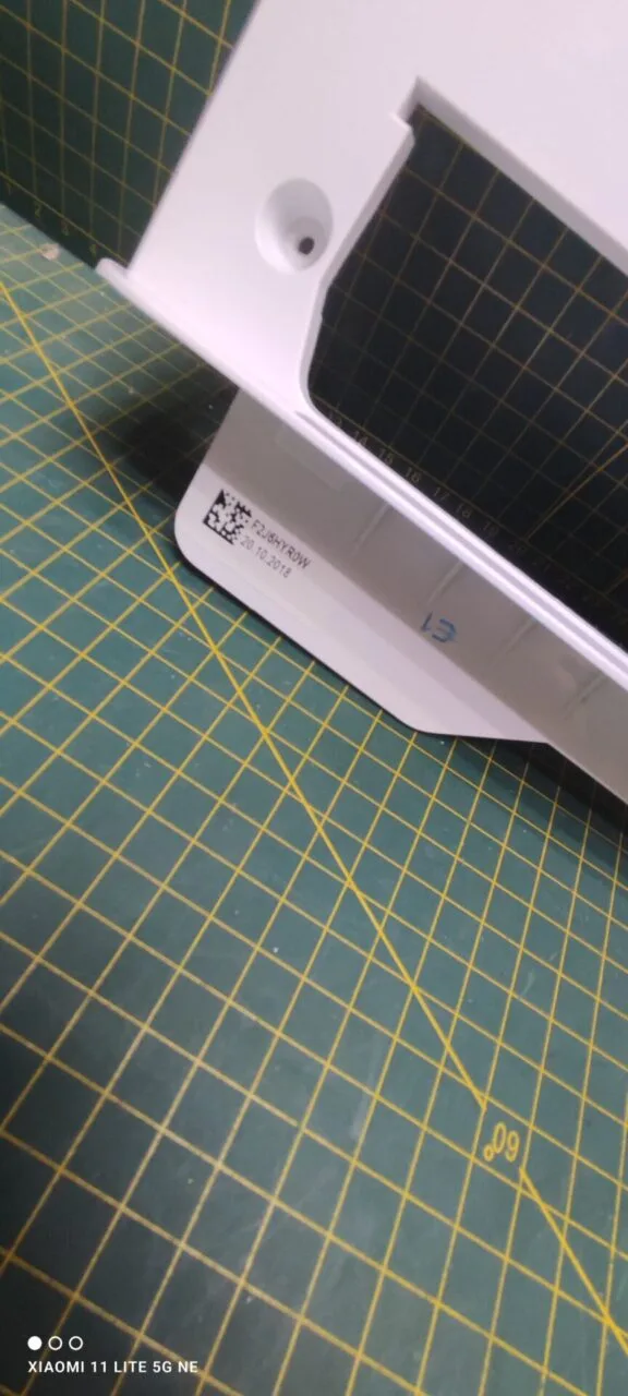 Панель LG F2J6HYR0E